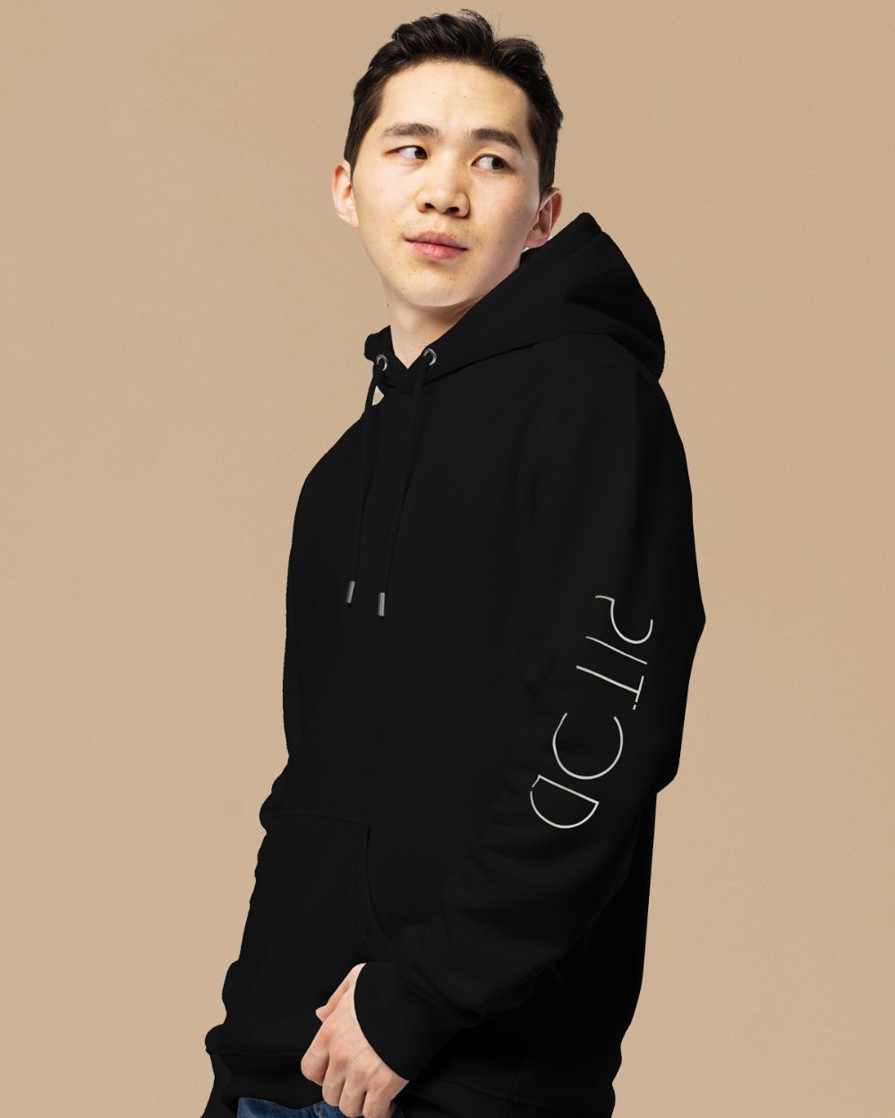 Pitod Black Hoodie