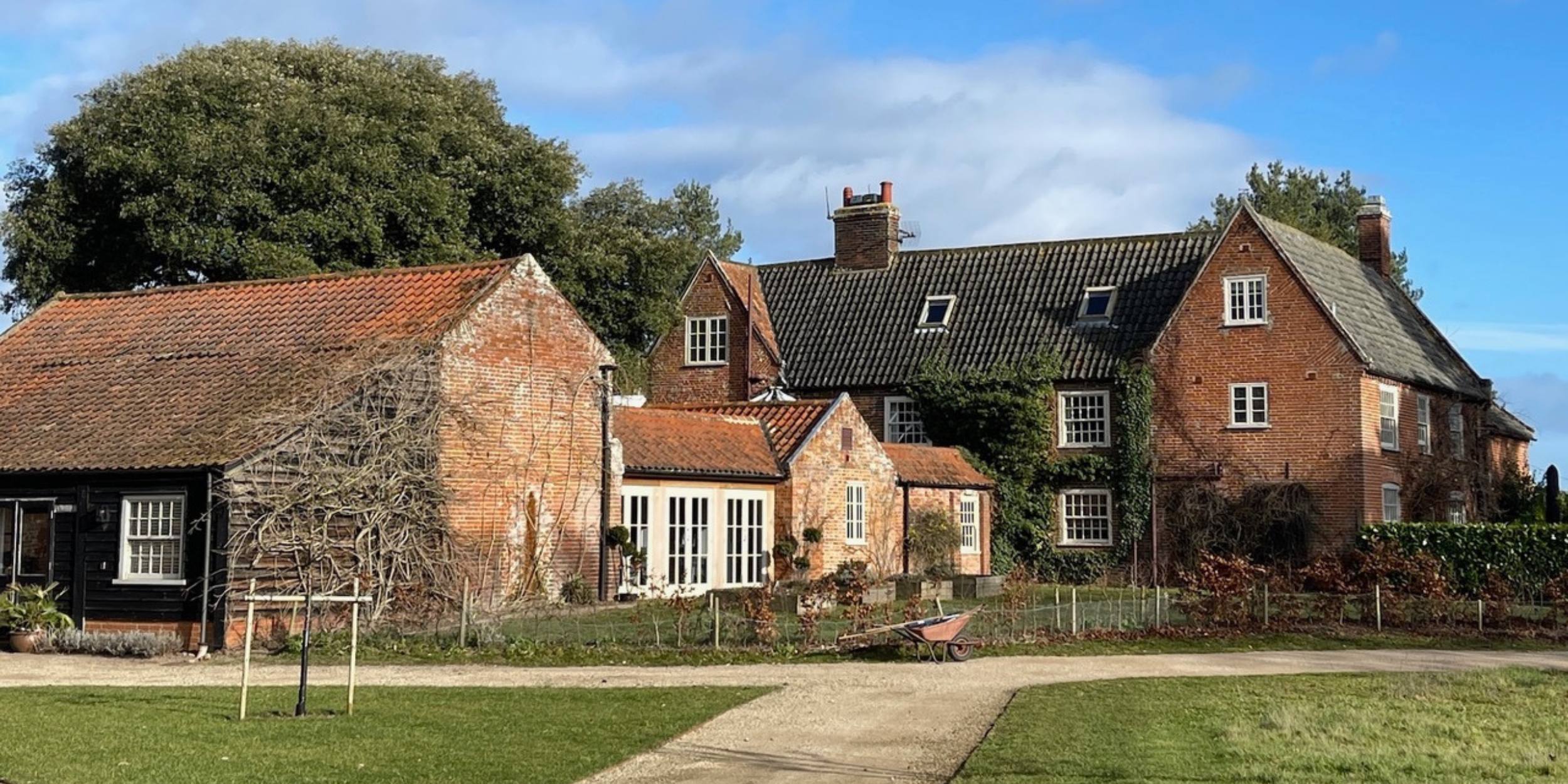 View of the buildings at Fritton Lake