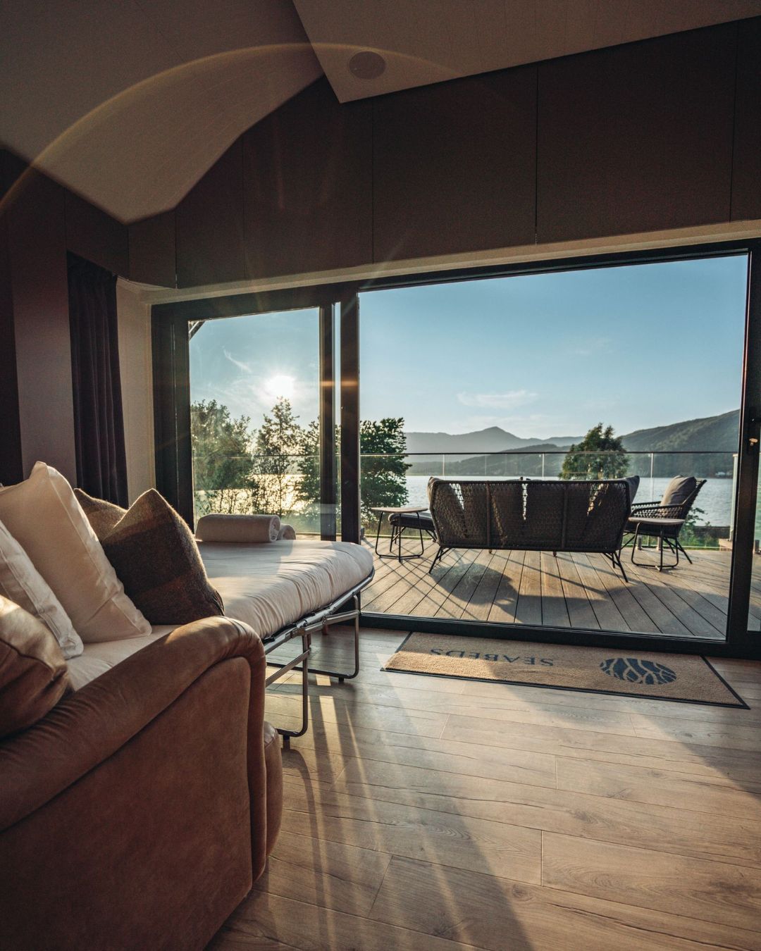 Woodlands Glencoe Sea Cabin Interior & View.