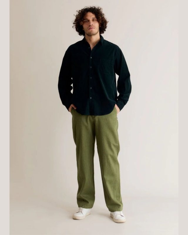 Makulu Trouser in green by Komodo